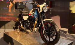 Royal Enfield Scram 440 unveiled Royal Enfield Scram 440 unveiled