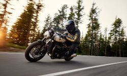 2025 Triumph Speed Twin 1200 models launched at ₹12.75 lakh 2025 Triumph Speed Twin 1200 models launched at ₹12.75 lakh