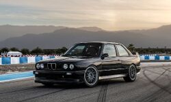 E30 BMW M3 enhanced by restorer Redux E30 BMW M3 enhanced by restorer Redux
