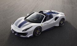 Ferrari 488 Pista Spider unveiled at Concours d’Elegance, Pebble Beach