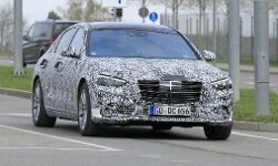 New Mercedes S-class spied – flagship saloon to foreshow Merc’s tech future New Mercedes S-class spied – flagship saloon to foreshow Merc’s tech future