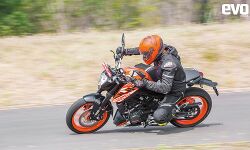 Test ride review: KTM 125 Duke