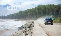 Renault Kwid goes countryside: Udvada – pilgrimage center for Zoroastrians Renault Kwid goes countryside: Udvada – pilgrimage center for Zoroastrians