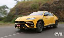 Test Drive Review: Lamborghini Urus – Worrying times for the Bentley Bentayga and the Range Rover SVR