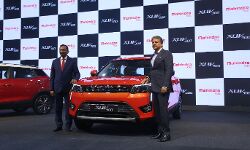 Mahindra XUV 300 launched at Rs 7.90 lakh Mahindra XUV 300 launched at Rs 7.90 lakh