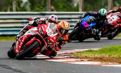Honda’s Indian team takes their maiden ARRC podium finish on home turf Honda’s Indian team takes their maiden ARRC podium finish on home turf