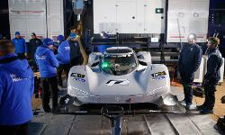 Dumas sets fastest qualifying time in Volkswagen’s I.D. R Pikes Peak Dumas sets fastest qualifying time in Volkswagen’s I.D. R Pikes Peak