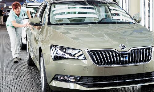 Skoda rolls out 5,00,000th third generation Superb