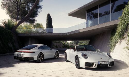 Porsche 911 Carrera S unveiled globally